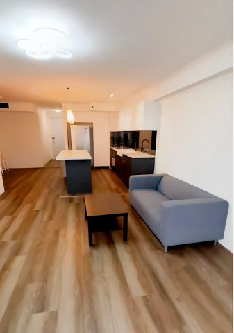 2 bed 2 bath - Photo 2