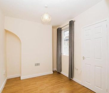 Gordon Street - Photo 1