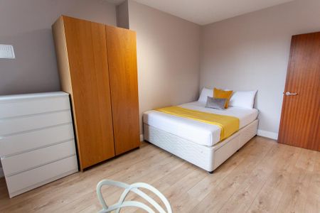 2 bedroom flat to rent - Photo 4