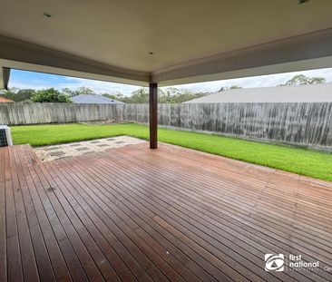 AVAILABLE NOW - LARGE FAMILY HOME IN THORNLANDS. NB: RENT TO INCREA... - Photo 6