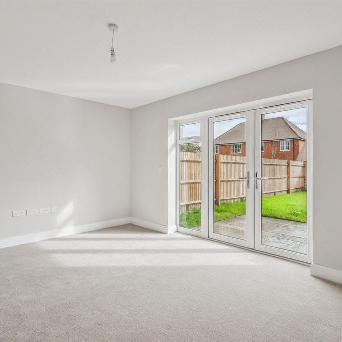 2 bedroom semi-detached house to rent - Photo 1