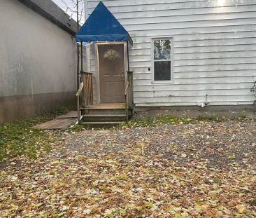 567 Woolwich St — Unit 6 - Photo 6