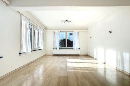 Standing appt 3 chambres avec spacieuse terrasse / Floride. - Photo 3