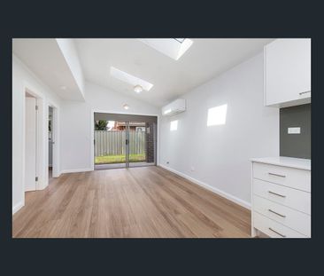 STREET-FACING GRANNY FLAT WITH PREMIUM FINISHES & PRIVATE ACCESS - Photo 6