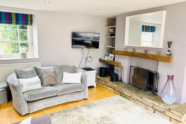 High Street - Photo 1