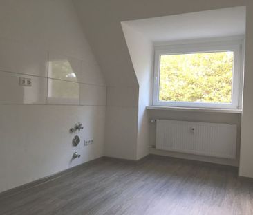 *** Charmante DG-Wohnung sucht neue Bewohner! *** - Photo 4
