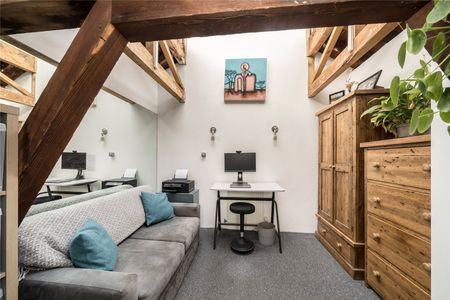 Morris Road, E14 - Photo 4