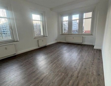 Großzügig geschnittene 2-Raum-Wohnung - Foto 1