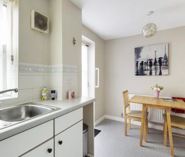 2 bedroom terraced house to rent - Photo 6
