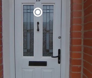 Room in a Shared House, Welford, M6 - Photo 6