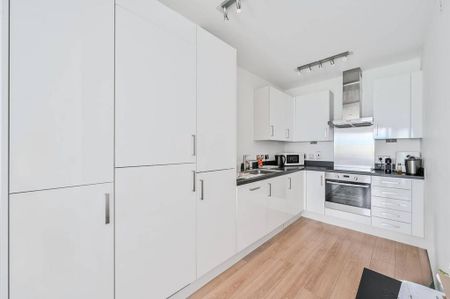 1 bedroom flat to rent - Photo 5