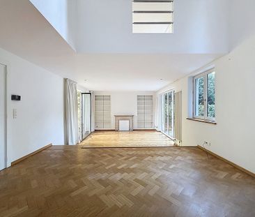 House - for rent - Photo 3