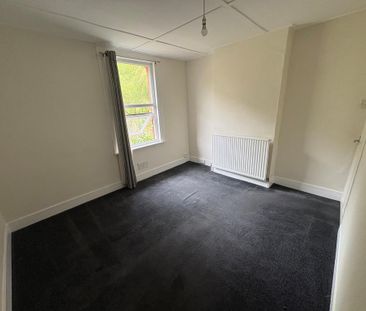 2 bedroom house to rent - Photo 3