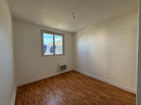 Location Appartement 4 pièces 62m² VALENCE 26000 - Photo 4