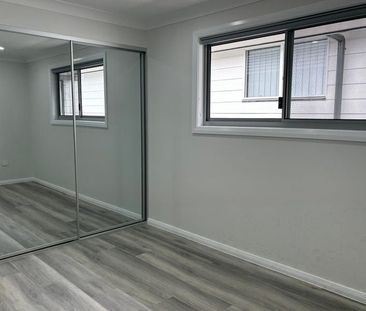 Brand New 5 Bedroom Family Home - Photo 4