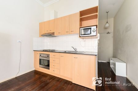 FULLY FURNISHED 1 BEDROOM APARTMENT AT CITY CENTRAL! - Photo 2