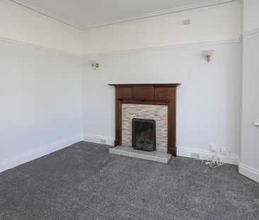 54 Groomsport Road, Bangor, BT20 5NE - Photo 4