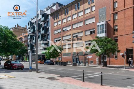 Ático de alquiler en Calle de Benjamín, Valdeacederas - Photo 4