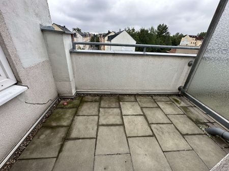 Wohnen über zwei Etagen ! 5. OG = DG - Süd-Balkon- Lift - Stellplatz - Foto 3