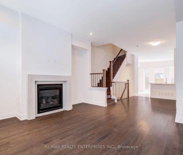 290 Royalton Common #65 - Photo 2
