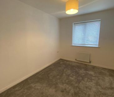 3 bedroom semi-detached house to rent - Photo 6