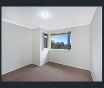 Low-Maintenance Townhouse in a Quiet Block - Photo 3