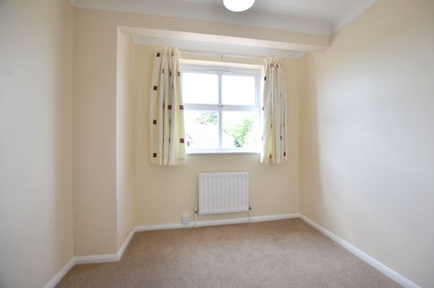 Bristow Road, Camberley, GU15 - Photo 1