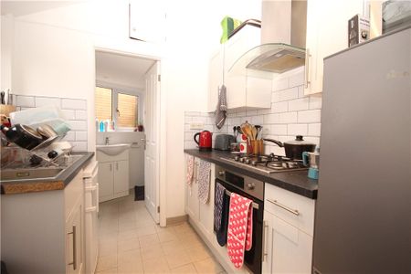 Gardner Road, Guildford, Surrey, GU1 4PG - Photo 5