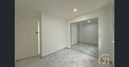 Newly Renovated Family Home in the Heart of Smithfield! - WATER INC! - Photo 3