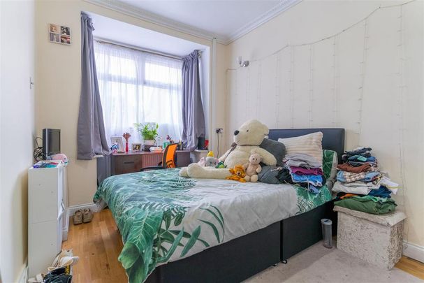 3 bedroom apartment to rent - Photo 1