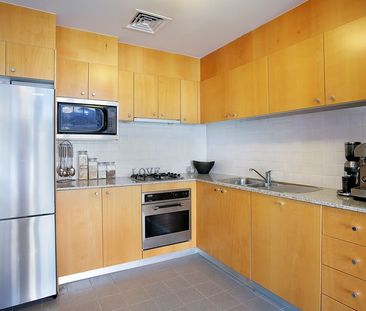 Unfurnished studio apartment in the Finger Wharf - Photo 1