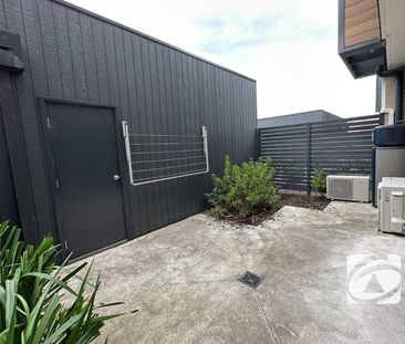 COMFORTABLE LIVING IN A CONVENIENT LOCATION - Photo 2