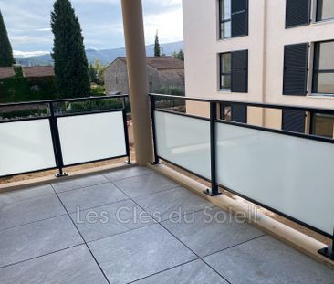 Location Appartement 3 pièces 70m² BRIGNOLES 83170 - Photo 1