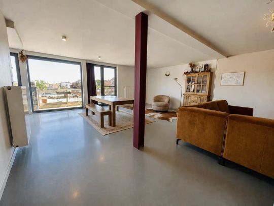 Appartement te huur - Photo 1