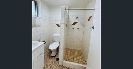 Cosy Studio Apartment With a View - Photo 3