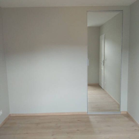 Location appartement 2 pièces 31.2 m² à Oyonnax (01100) - Photo 1