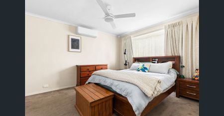 Quiet Cul-de-Sac - Close to Amenities - Perfect Family Living - Photo 2