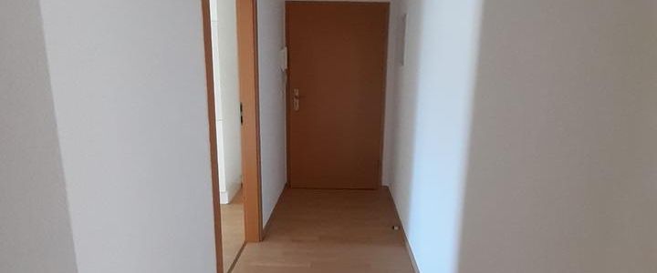 Deine neue Wohnung in Stadtfeld-Ost: 2-Raumwohnung mit EBK und Balkon - Foto 1