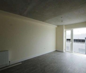 South Street, Romford, RM1 - Photo 2