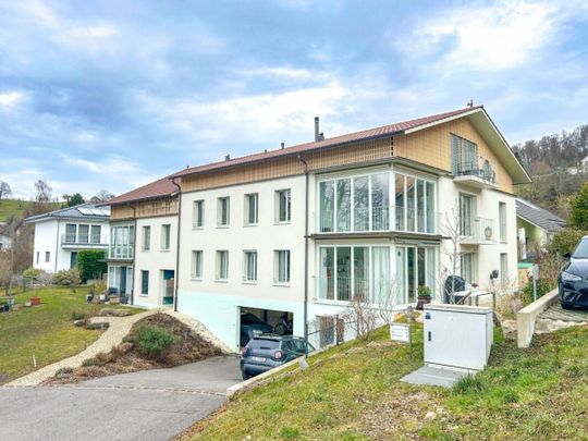 Modern loft penthouse apartment in the heart of Nusshof - Photo 1