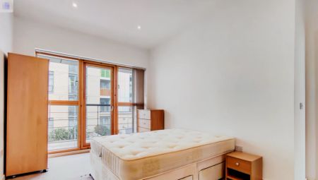 2 Bedroom 2 Bathroom - Photo 2