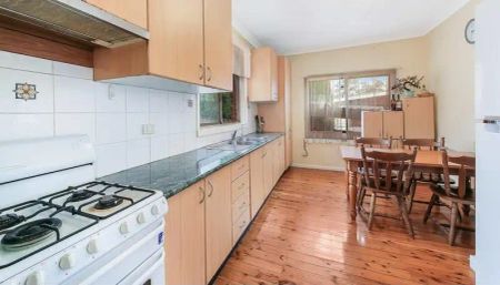 1 Malcolm Street, Blacktown NSW 2148 - Photo 2