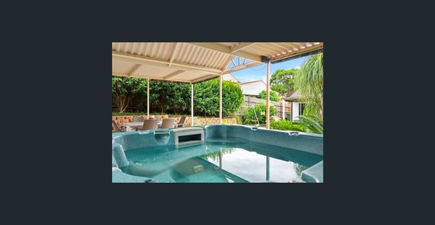 12 Crestwood Drive, Baulkham Hills, NSW 2153 - Photo 1