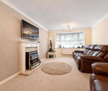 3 bedroom detached house to rent - Photo 2