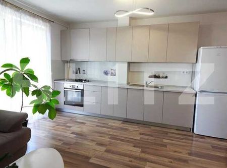 1 camera, 50 mp, modern, prima inchiriere, balcon, zona strazii Augustin Presecan - Photo 2