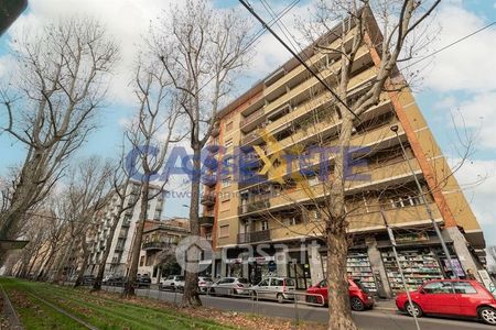 Bilocale in Affitto in zona Bande Nere, Inganni, Lorenteggio a Milano - Photo 3