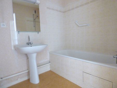 Location Appartement 3 pièces 69m² - Photo 5