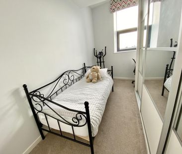 2 bedroom flat to rent - Photo 5