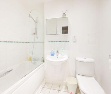 2 Bed Flat, Switch House, E14 - Photo 4