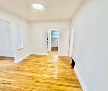 For Lease - 704 Brookfield Road, Billings Bridge - Riverside Park a... - Photo 1